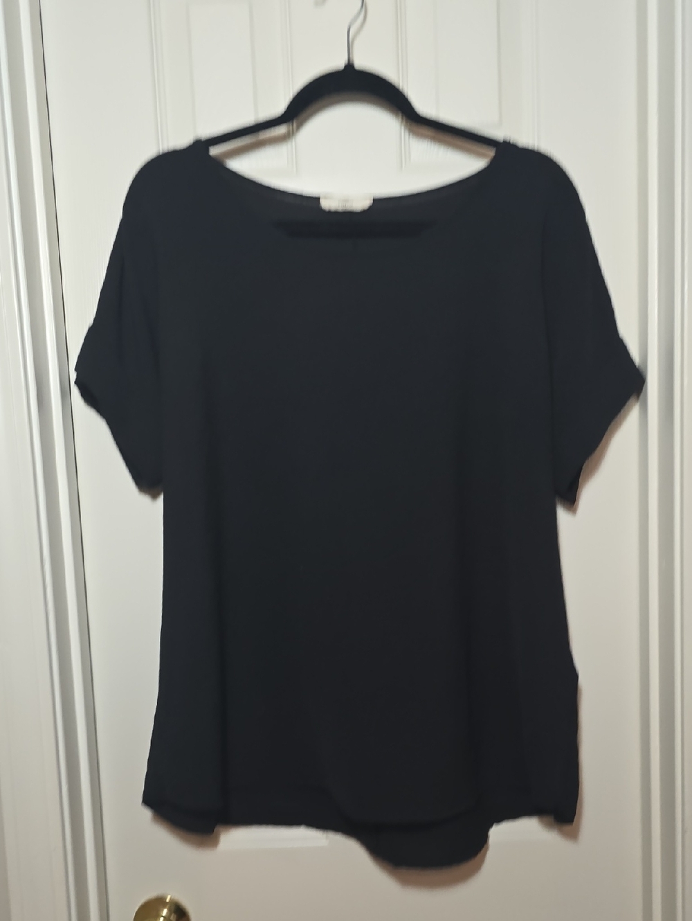 entro Black Short Sleeve Women's Tee
